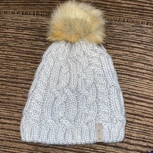 Bula beenie hat